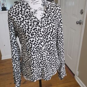 LOFT Black & White Printed Button-Front Long Sleeve Blouse
